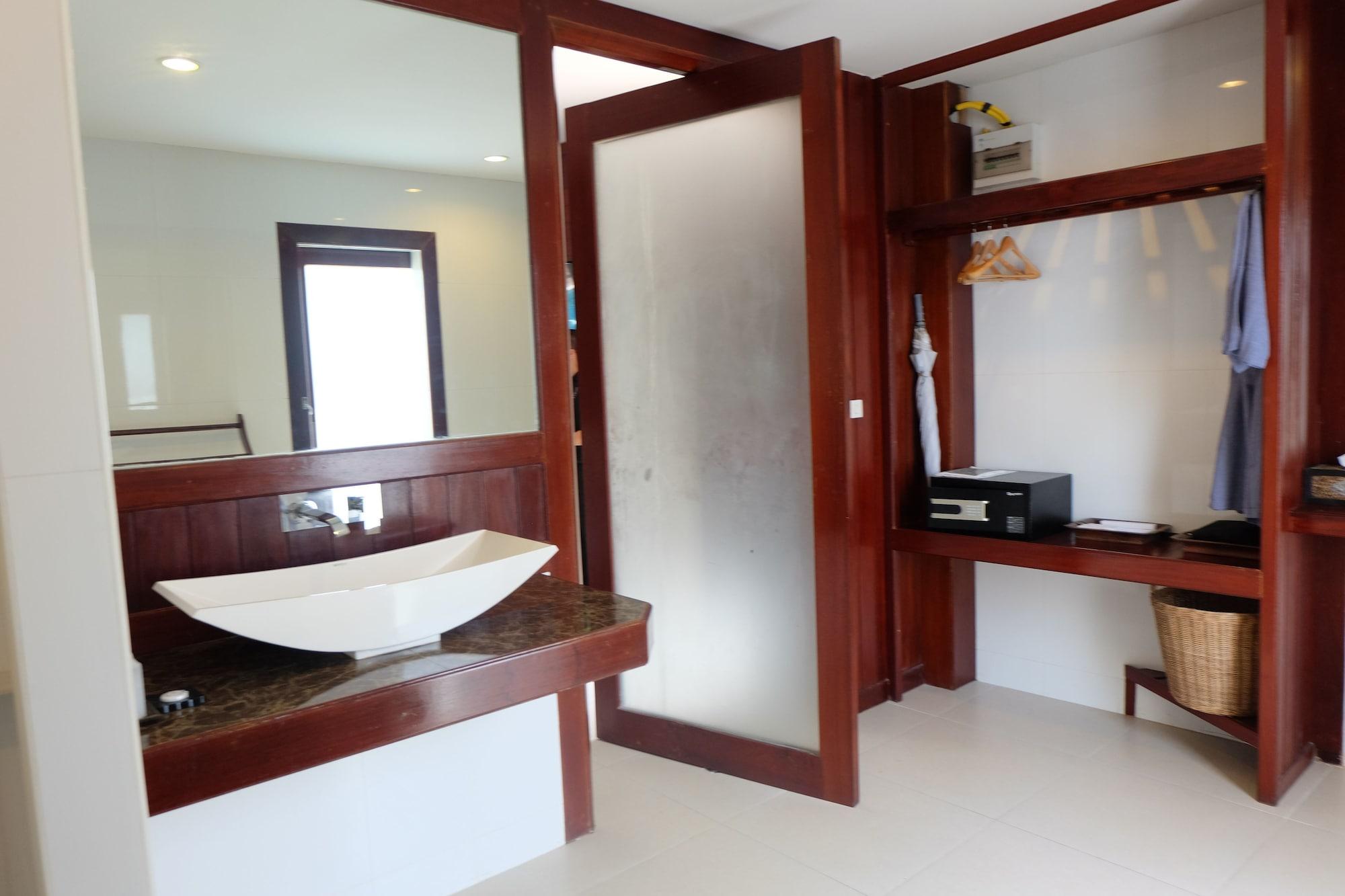 T-Villa Phuket Nai Yang Beach Suwannaphum Exterior photo