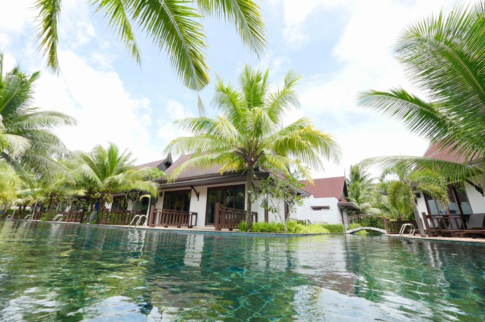 T-Villa Phuket Nai Yang Beach Suwannaphum Exterior photo